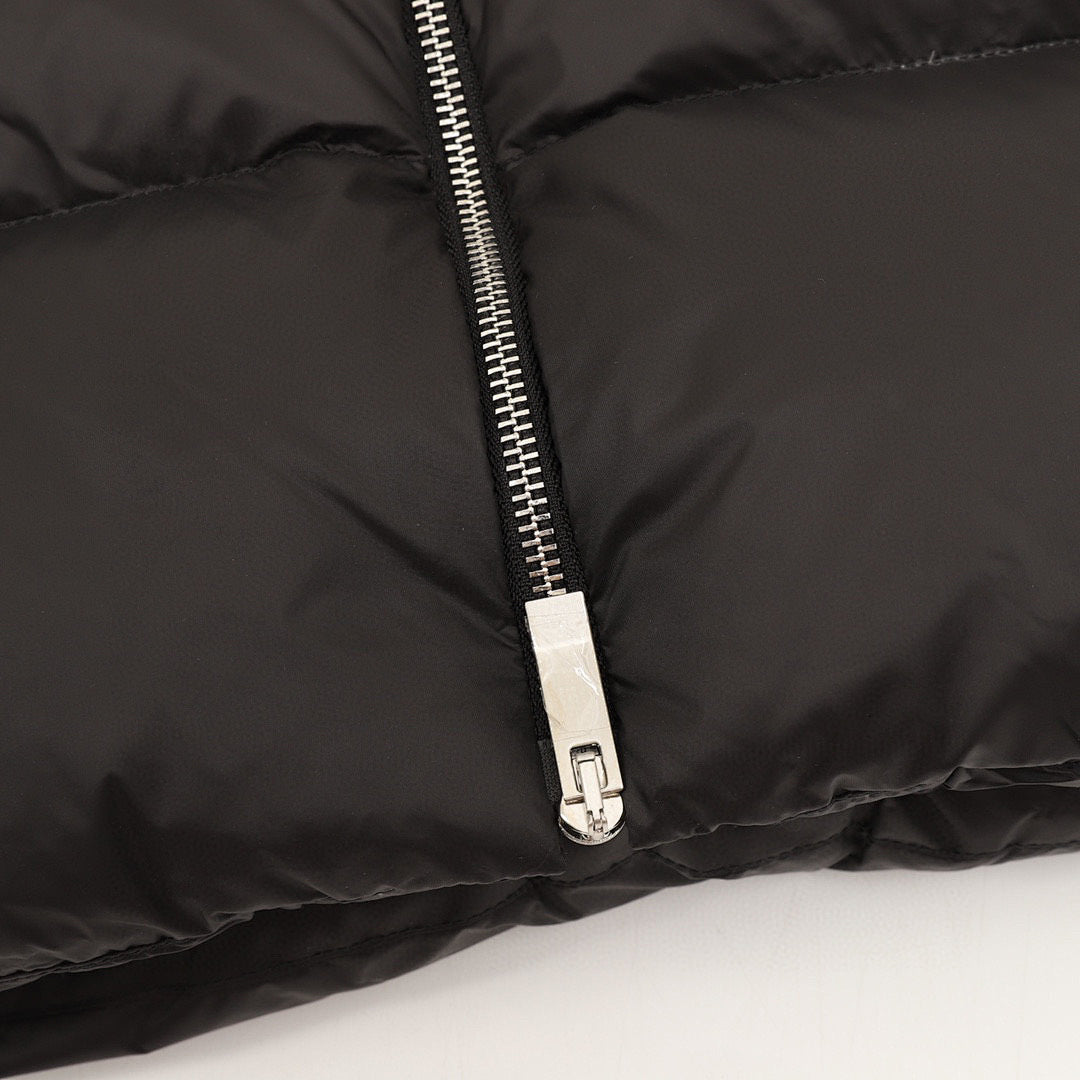 Moncler Matte Stand-Collar Down Jacket - Black - detail 3