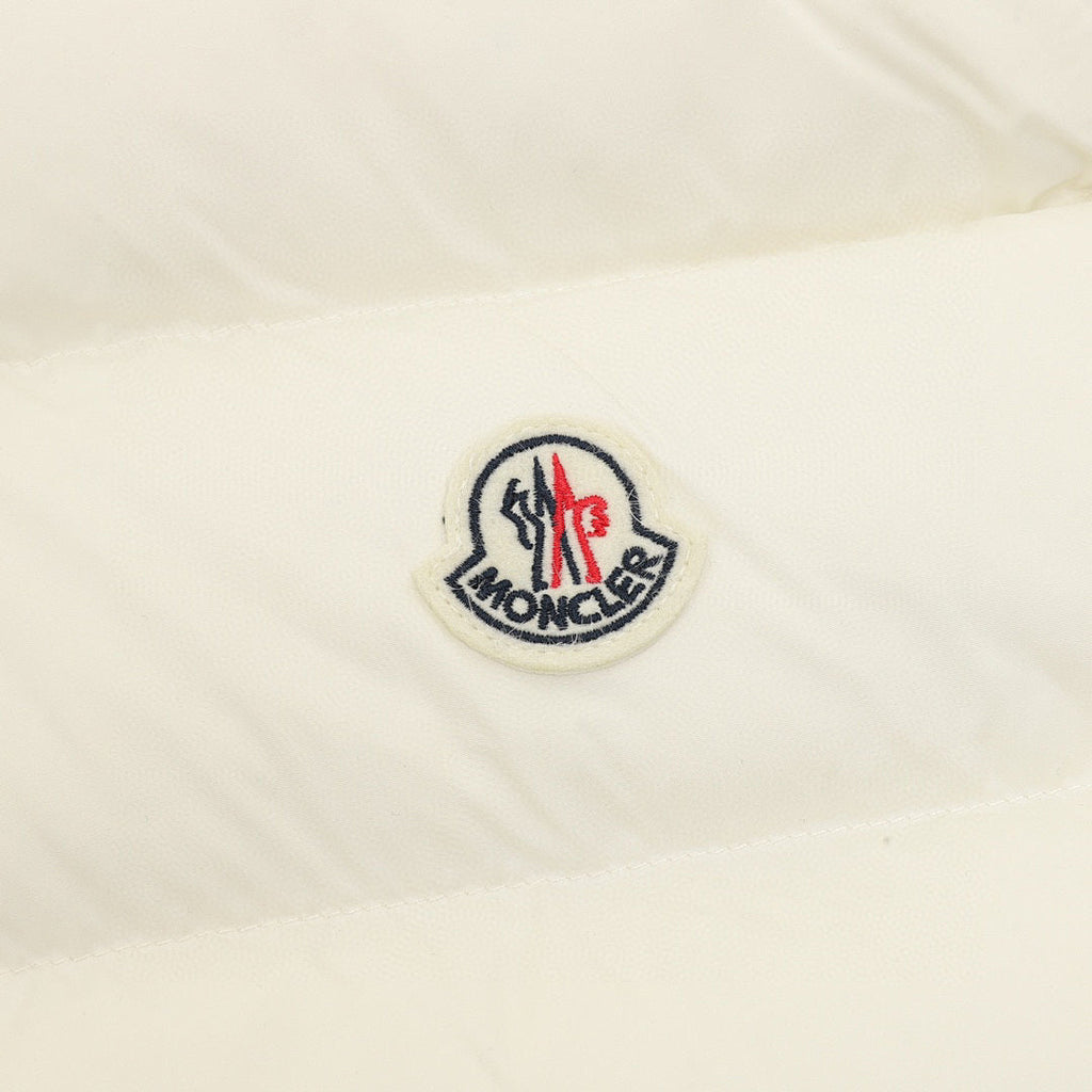 Moncler Letter-Trim Quilted Vest - Ivory - detail 2