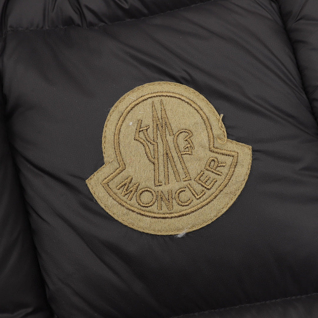 Moncler Cyclone Detachable-Sleeve Down Jacket - Black - detail 2