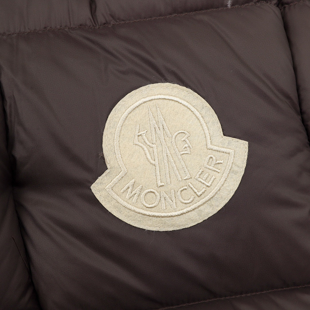 Moncler Cyclone Detachable-Sleeve Down Jacket - Brown - detail 2