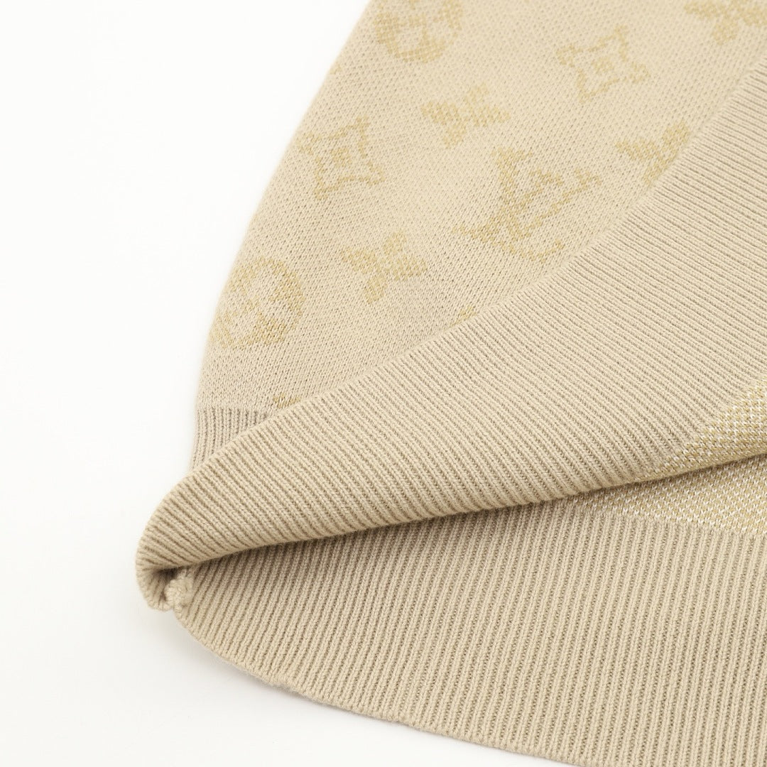 Louis Vuitton Gradient Monogram Crewneck Sweater - Beige - product detail 2