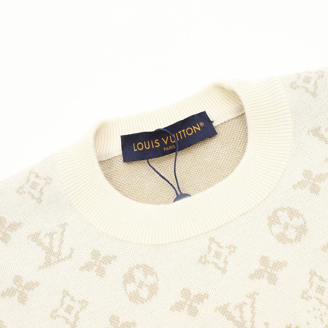 Louis Vuitton Gradient Monogram Crewneck Sweater - Beige - product detail 4