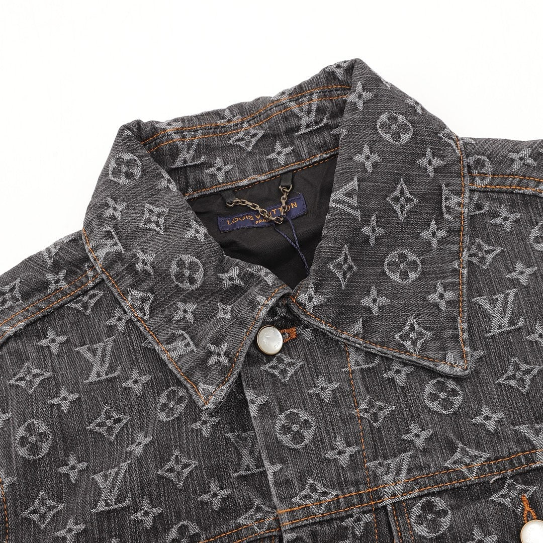 Black reversible hooded jacket - view 4