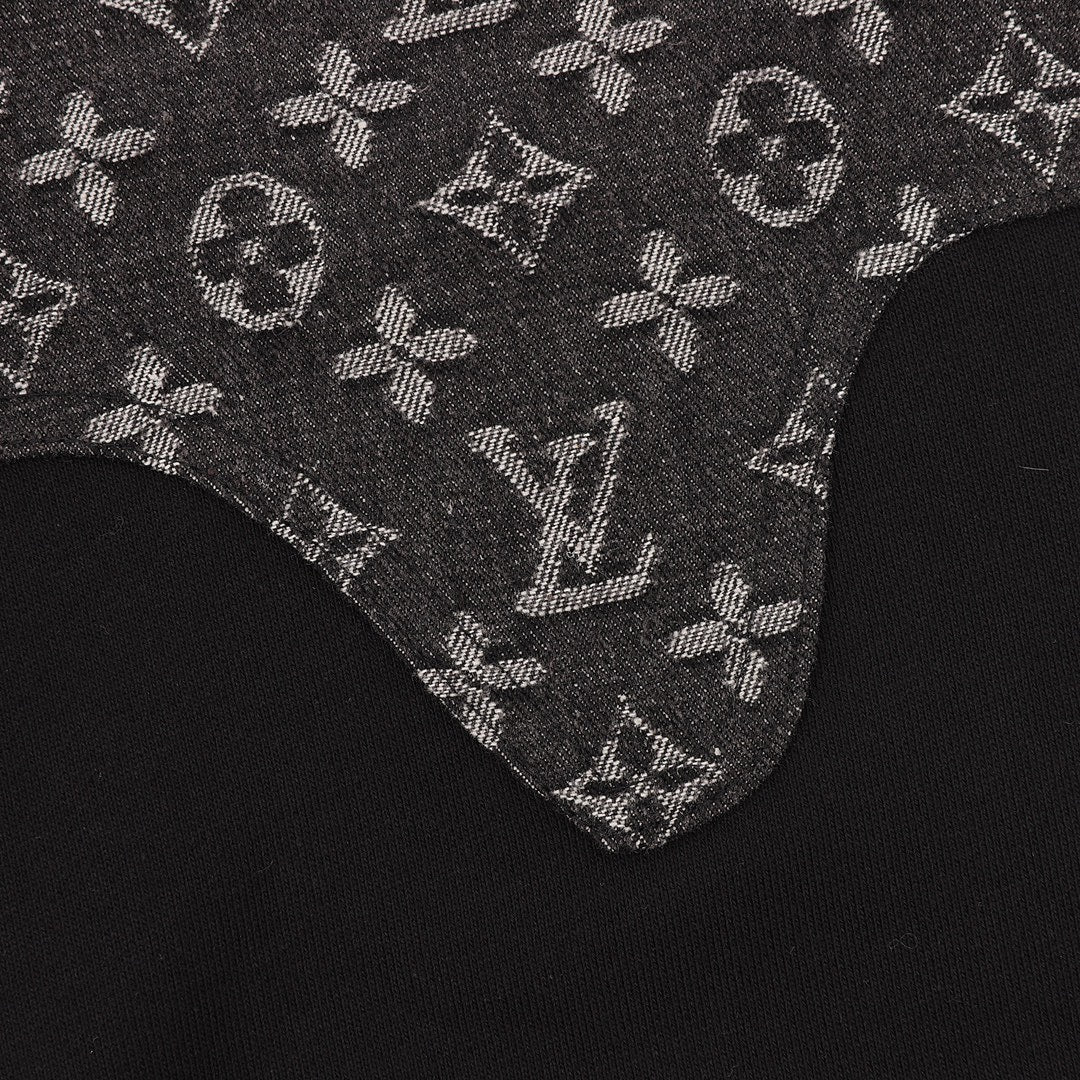 Louis Vuitton Monogram Wave-Panel Crewneck Sweatshirt - Black - detail view 3