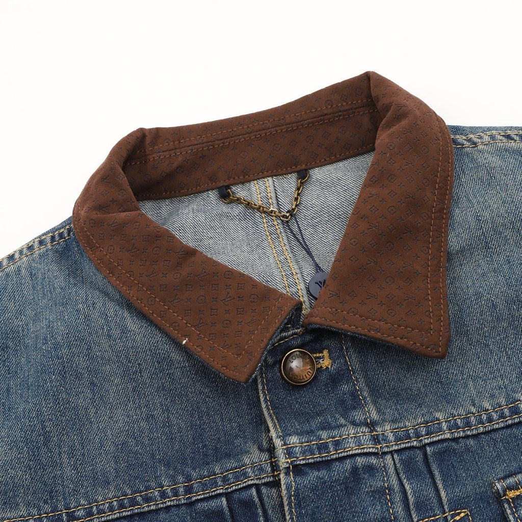 Louis Vuitton Contrast-Collar Cropped Denim Trucker Jacket - Washed Blue - detail view 5